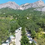 Zecamping 3 Etoiles Avec Animations - A 2 Km De Sainte Croix Campsite 3*