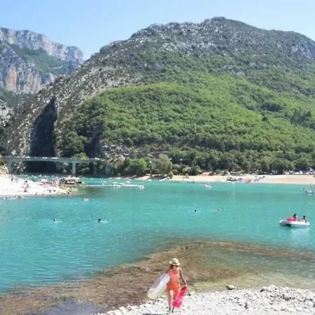 3 Etoiles - Ccbaeic Moustiers-Sainte-Marie