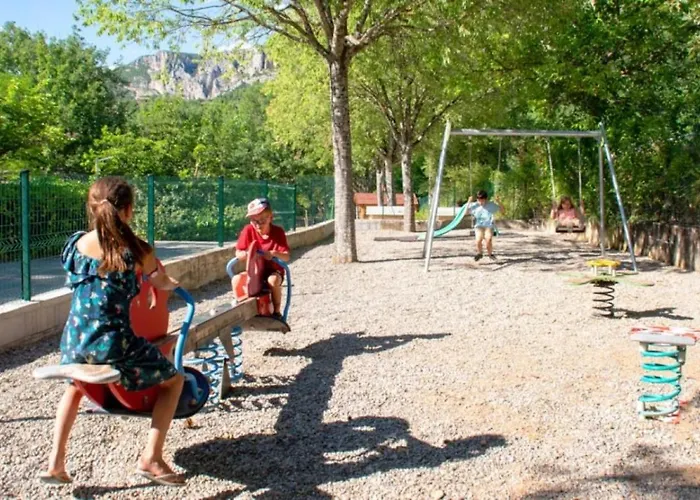 Camping 3 étoiles - Ccbaeih Moustiers-Sainte-Marie